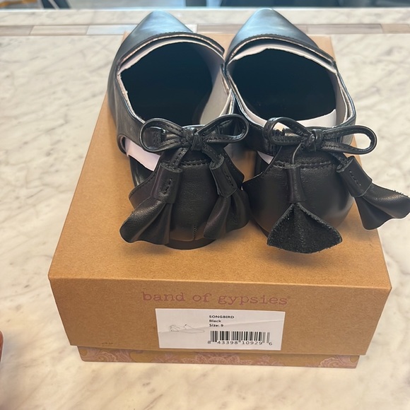 Band Of Gypsies songbird Black Moccasins - Picture 2 of 4